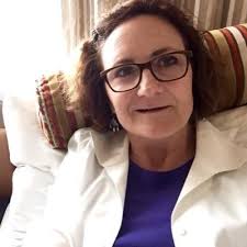 Dana Macmillan's Instagram, Twitter & Facebook