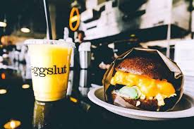 Eggslut began life as a food truck that roamed the streets of los angeles before setting up a permanent food stall at the historic grand central market in downtown l.a. Concept Watch Cracking Open Eggslut