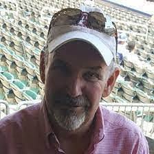 Dexter Raines's Instagram, Twitter & Facebook