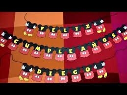 Guirnalda De Cumpleanos De Mickey Mouse Youtube Feliz cumpleaños te dedica mickey mouse y sus amigos en este día tan especial con esta hermosa canción hecha por niños jugando especialmente para ti. guirnalda de cumpleanos de mickey mouse