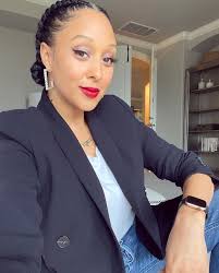 Tamera Mowry