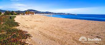It's on a sandy beach with a lovely sea view. Beach Sud Grimaud Var France Beachrex Com