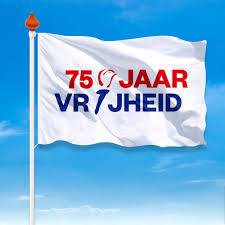 Een individu is vrij als hij soeverein is: Vlag 75 Jaar Vrijheid Vlagonline Nl