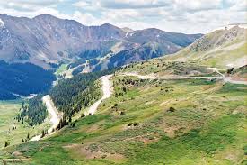 Both can be used on the same pass but must be used on different days. Loveland Pass Silver Plume Keystone Co U S Highway 6