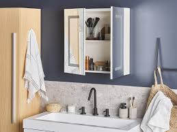 Badezimmer spiegelschrank beleuchtung set lampe 40 cm mit energiebox badmobel zubehor bad11. Bad Spiegelschrank Weiss Silber Mit Led Beleuchtung 60 X 60 Cm Mazarredo Beliani De