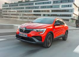1,6 л (114 л.с.) · вариатор · бензин · передний привод. The Elegant Suv Coupe Renault Arkana Already Knows Czech Prices Newsy Today