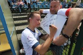 W meczu i rundy kwalifikacji ligi mistrzów kobiet czarni sosnowiec przegrali z ferencavorem budapeszt 1:2. Czarni Sosnowiec Slask Wroclaw 4 1 Prezydent Checinski Na Trybunach Zdjecia Kibicow Dziennik Zachodni
