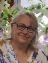 Kay Weiler's Instagram, Twitter & Facebook