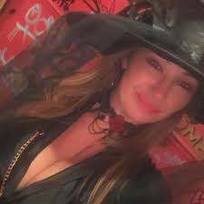 Amy Thomas (@ksdoing11) • Facebook