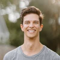 Andy Strait's Instagram, Twitter & Facebook