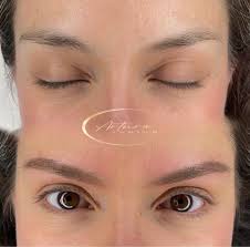 🔵 STUDIO ÍNDIGO IRAPUATO 🔵 🫶🏼 Hacemos micropigmentación natural para la  mujer real 🌸 👩🏻‍🎓 Somos afortunados en haber acompañado varios artistas  de la micropigmentación con nuestra academia. 🧡 Miles de clientas