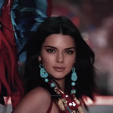 Cuanto Cobra Kendall En Victoria