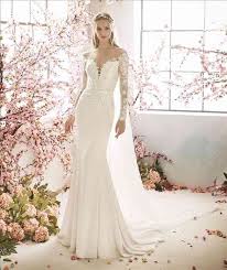 Günstig brautkleider online verkaufen,persunkleid bietet tolle billige hochzeitskleider 2015,und kleider für besondere anlässe an.kaufen sie sofort bei persun ein! Feminin Brautmode Abendkleider Designerkollektion