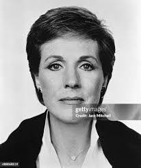 Julie Blake's Instagram, Twitter & Facebook