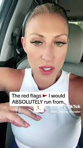 Claudia Chee's Instagram, Twitter & Facebook