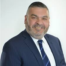 Dennis Millman's Instagram, Twitter & Facebook