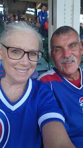 Look who we found at Wrigley North last night! 🥰⚾️💗🧢💚👚