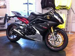 Striking 2015 Matt Black Daytona 675r In Our Ashford Showroom