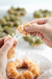 I made this by hand since i don't have a mixer and it is doable! Pon De Ring Donut Recipe ãƒãƒ³ãƒ‡ãƒªãƒ³ã‚° Just One Cookbook