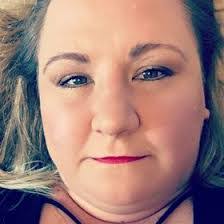 Vanessa Kelley's Instagram, Twitter & Facebook