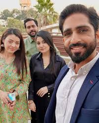 From the set of @muntvofficial drama serial “Kesa Mera Naseeb” Actors:  @mujtabasheikhofficial , Farah Batool, Maheen Khan, Umair Siddique  Director: @imkr.official DOP: @sultanisohail Makeup Artist: @neelam_baig120  Associate Director: Rao Saleem Second ...