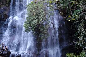 Sirimane falls is 5kms from kigga in chickmagalur district and is around 22kms away from the sringeri. Ghats After A Month Kigga Sirimane Sringeri Ikkeri Honnemaradu Keladi Soraba Team Bhp