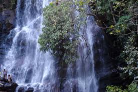 River shimsha, 11.5 km (7.1 mi) from halaguru on hn 209 suthanabbe falls or hanumanagundi falls: Ghats After A Month Kigga Sirimane Sringeri Ikkeri Honnemaradu Keladi Soraba Team Bhp