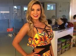 Andressa urach rebate críticas por procedimento estético: Bahia Noticias Holofote Noticia Andressa Urach Passara Por Nova Cirurgia Nesta Quarta 02 12 2014