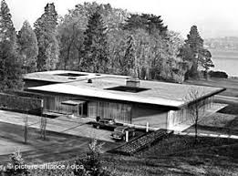 Piefiger Privatbau Eindrucksvoller Erinnerungsort Kultur Dw Com 16 04 2009 Kanzlerbungalow Haus Aus Der Jahrhundertmitte Bauhaus Architektur