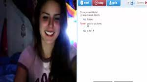 Hot Teen Shows Everything On Omegle - EPORNER
