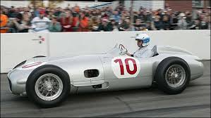 Mercedes Benz W196 The Mercedes Benz W196 Was The Formula 1 Entry Of Mercedes Benz In The 1954 And 1955 Fo Mercedes Benz Classic Mercedes Benz Classic Mercedes