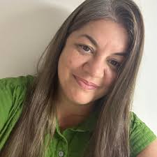 Any doctors or nurses here? What causes burning hands and fingers?