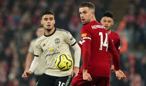 Liverpool are bossing possession with the hosts sitting deep and absorbing come on united, it's a day for heroes! Liverpool 2 0 Man Utd Mohamed Salah On Target As Reds Stretch Lead To 16 Points Football Sport Express Co Uk