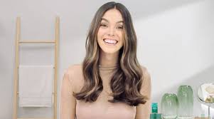 While it comes in just one shade, it works on a range of light to dark blondes. How To Get Balayage Hair At Home Garnier Hair Color