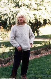 15 years ago martin bryant shot dead 35. Teenage Waitress Caught Up On The Day Of Horrific Port Arthur Killings Reveals What She Saw Everydays News