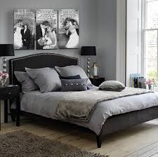 Shades of slate compliment almost any interior motif, from uptown studio to stormy cape cod lodging, and any thoughtful addition of color is twice as likely to strike a particularly dramatic chord. 37 Awesome Gray Bedroom Ideas To Spark Creativity The Sleep Judge Bedroom Decor For Couples Bedroom Ideas For Couples Grey Small Bedroom Ideas For Couples
