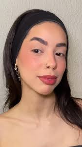 um lip combo bem de boneca 👄, @rubykissesbrasil lapiseiras Big & Full nas  cores Warm Brown e Red Wine, @melu.brasil Gloss na cor Bolo de nozes