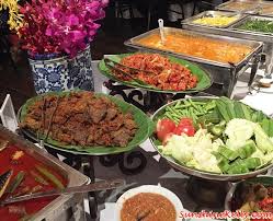 Qiss pun tak terkecuali nak merasa makanan kat sini. Sunshine Kelly Beauty Fashion Lifestyle Travel Fitness Ramadan Buffet 2015 Restaurant Rebung Chef Ismail