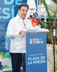 ADN Rescata plaza en honor a Fabio Fiallo