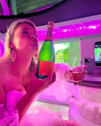 Best friends just living 🧳 #love #happy #photooftheday