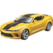 We're talking about bumblebee, one of the star autobots from the transformers film series. Maisto Chevrolet Camaro Ss 16 Bumblebee Modellfahrzeug Gelb Schwarz 1 18