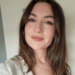 Leila Noonan's Instagram, Twitter & Facebook