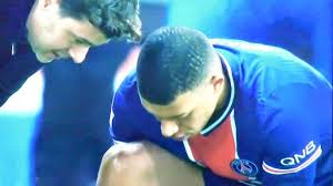 Mauricio pochettino with kylian mbappe during a ligue 1 contest. Psg Transfer Update Pochettino On Sergio Ramos And Kylian Mbappe Anytime Football