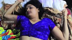 Aunty Hot Ice Navel Play: Massage Orgasm Porn
