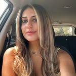 Julia Tope's Instagram, Twitter & Facebook