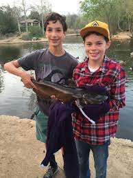 Nice 13lb Pound Catfish On 8lb Line W Corn Pb Catfish Fish Nice