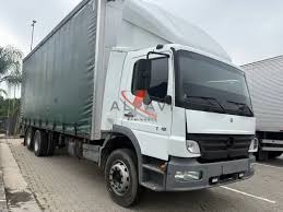 Mercedes Benz 1518-2005 Cab & Chassis Truck