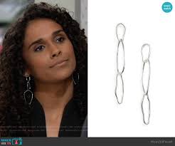 WornOnTV: Jordan's black v-neck sleeveless top