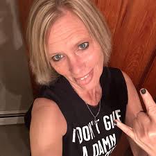 Was thinking about tube floating from Scioto grove metro park to 316 in  south Bloomfield! Anybody ever float this route? Also is there a spot to  get out for a longer trip? |