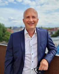 Paul Longworth: Makler aus Nürnberg